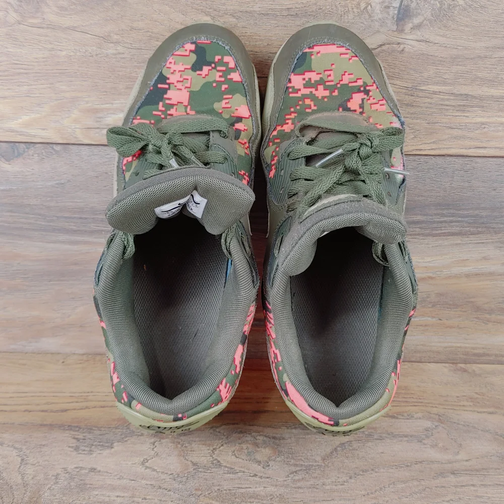 Nike Air Max 90 Digi Camo Olive - Picture 13 of 15